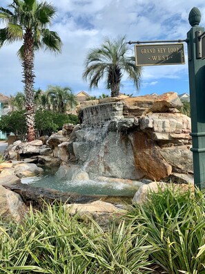 Property grounds - 🦩Book Me Baby! Village Retreat in Destin🦩 (Destin)