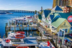Marina - 🦩Book Me Baby! Village Retreat in Destin🦩 (Destin)