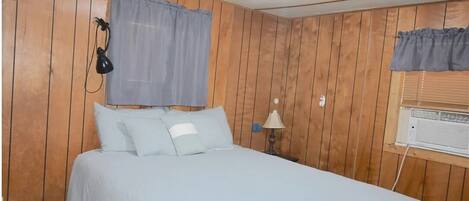 2 chambres, fer et planche à repasser, Wi-Fi, literie fournie