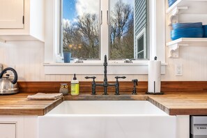 Interior - Acadia Mtn View|Updated 1880s Home |Pets |Fire Pit (Mount Desert)
