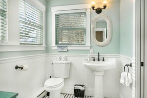 Shower, hair dryer, towels - Updated 1900s Home with Fire Pit - Pet Friendly (Mount Desert)