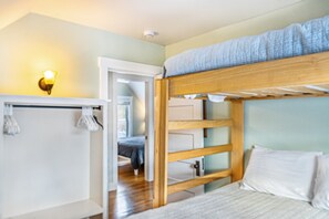 Desk, iron/ironing board, travel cot, free WiFi - Updated 1900s Home with Fire Pit - Pet Friendly (Mount Desert)