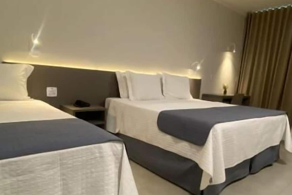 Chambre Supérieure, balcon, vue ville