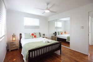 3 間睡房、熨斗/熨衫板、床單