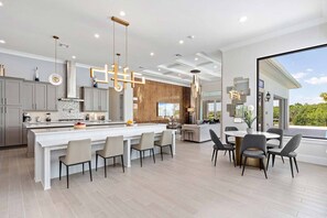 Dining - 5 Star Villa Valor – A Bold Prestige Residence (Orlando)