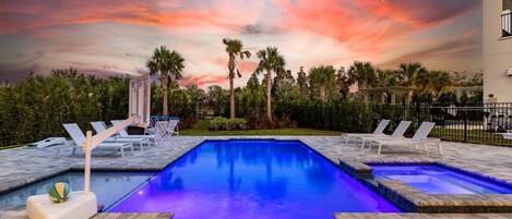 Et oppvarmet basseng