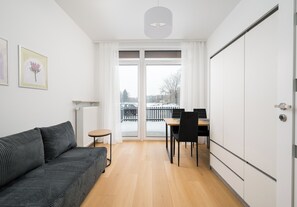 Living area - Aleja Krakowska Harmony Apartment (Warszawa)