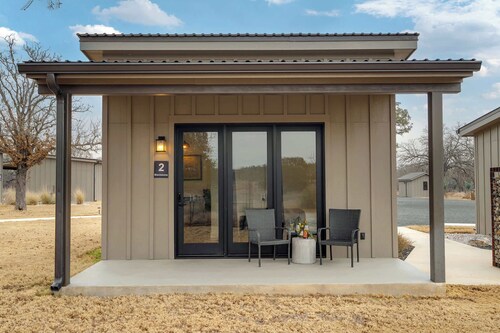 Blackstone Casita at Featherstone Winery