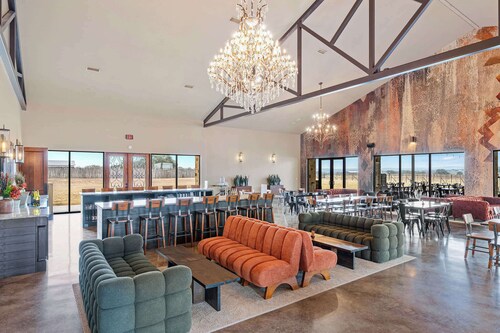 Blackstone Casita at Featherstone Winery