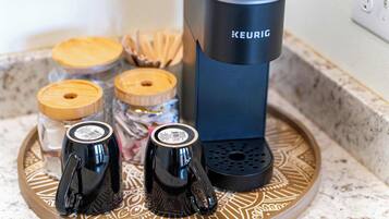 Kaffee und/oder Kaffeemaschine