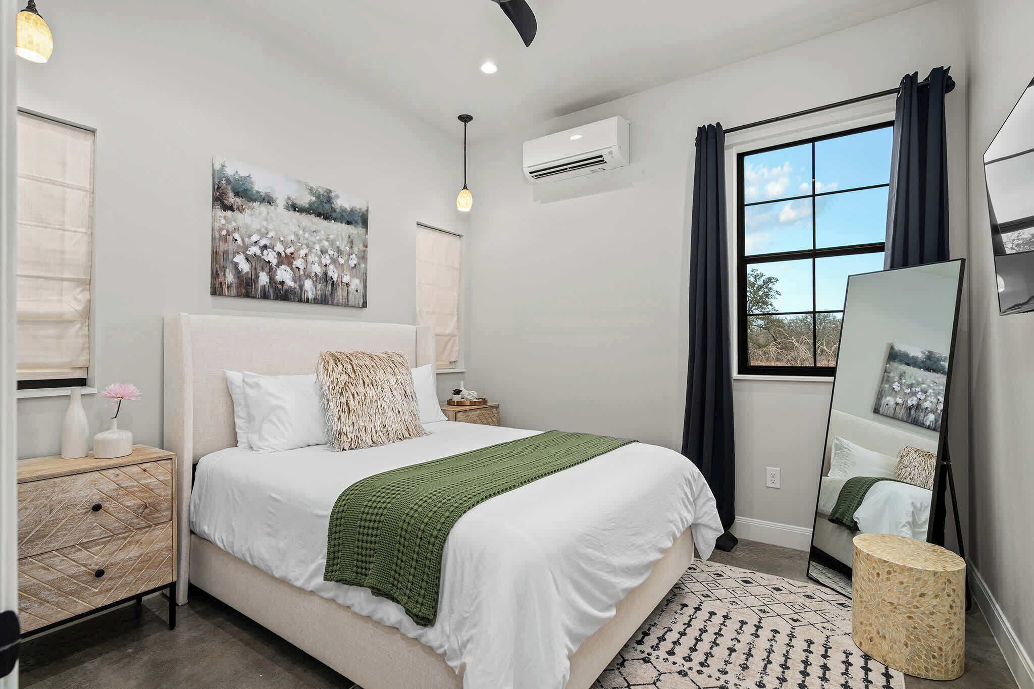 1 habitación, tabla de planchar con plancha, wifi y ropa de cama 