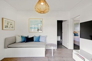 3 quartos, ferros/tábuas de passar roupa, Wi-Fi, roupa de cama