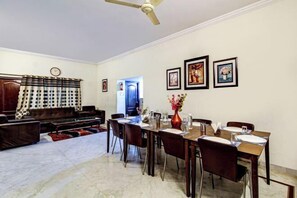 Restaurant - Nirmalvilla Cherry Service Apartment (Hyderabad)