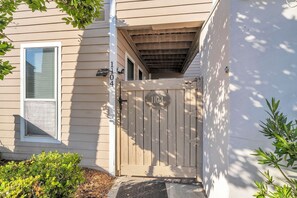Exterior detail - Steps To The Beach-Sugar Beach Townhouse BP1103 (Destin)