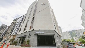 Exterior - Gimhae The Van Hotel (Gimhae)