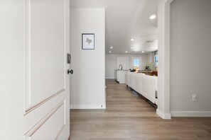 Interior - Wellness Retreat - 3BR/2BA - Family Friendly (Lubbock)