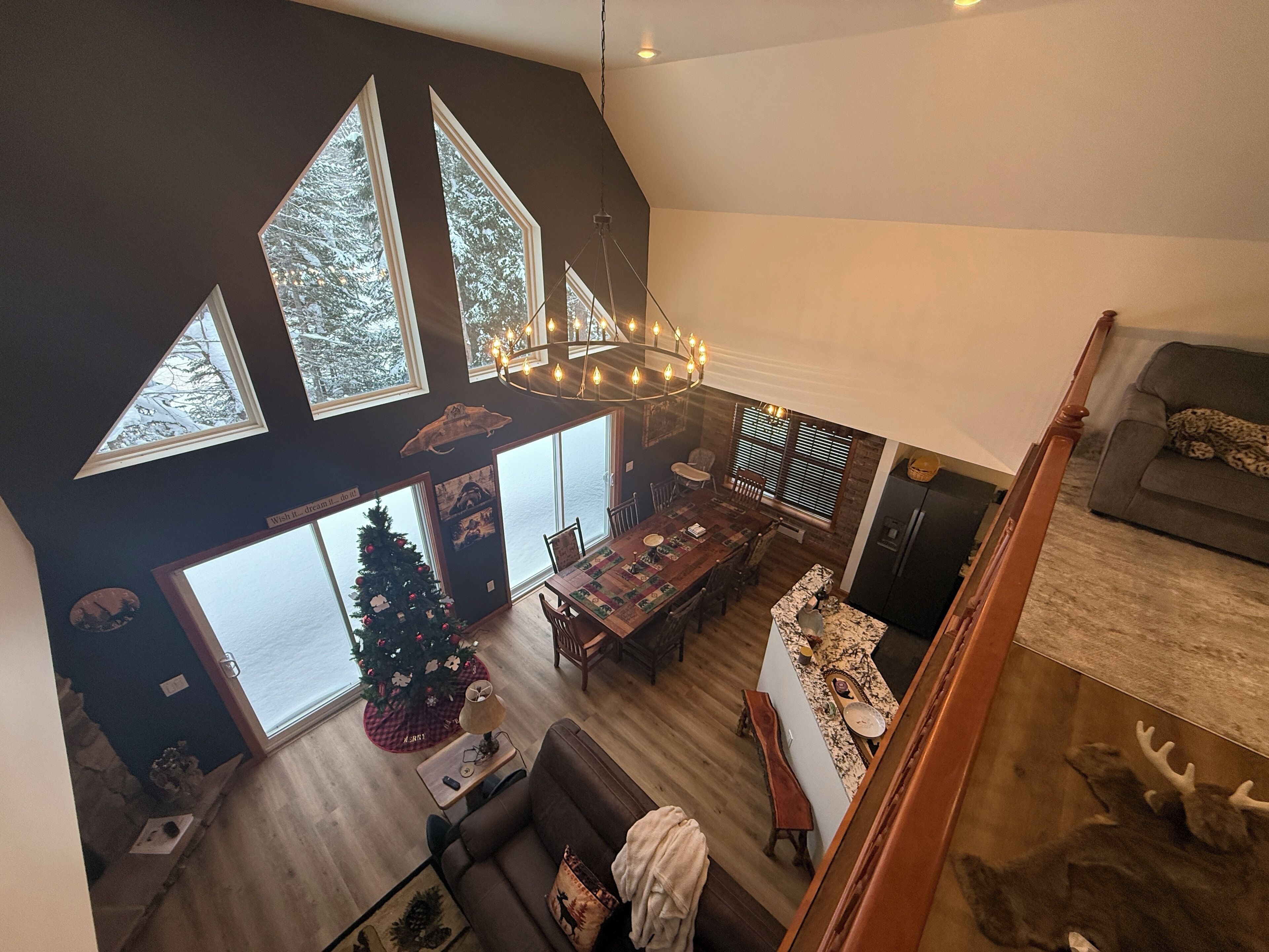 Télévision, cheminée