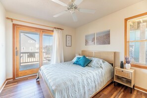 5 bedrooms, free WiFi - Beach Please - Corolla, Oceanside, Pool, Hot Tub, Pet OK, YR Flex Stays (Corolla)