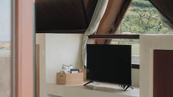 Meja kerja dan Wi-Fi gratis