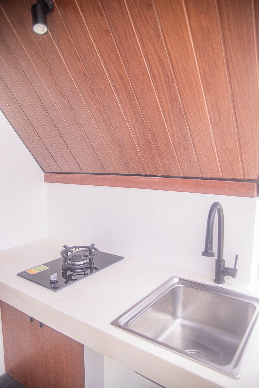 Mini-fridge, dishwasher, cookware/dishes/utensils