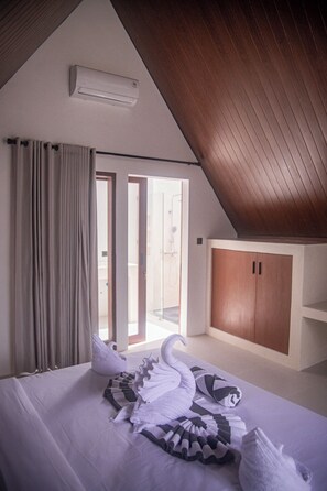 Desk, free WiFi - Limbo Lux Bungalows (Kuta)