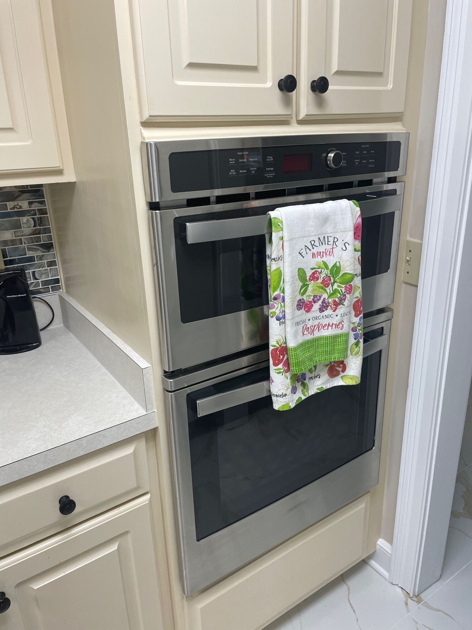 Frigorífic, microones, forn i placa de cuina 