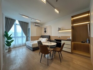 Suite - The Suite by Manhattan Group (Kuala Lumpur)