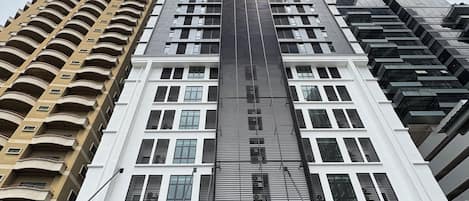 Mặt tiền nơi lưu trú