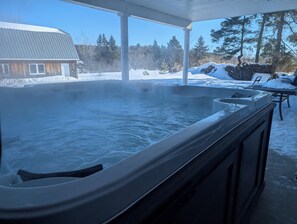 Bain à remous extérieur