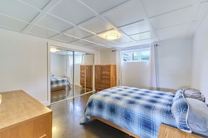 3 slaapkamers, een bureau, gratis wifi, beddengoed