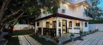 Yala Elegant Hotel