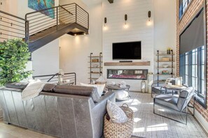 House (3 Bedrooms) | Interior - River Views, Historic Central Neighborhood, Luxury Townhome (Savannah)