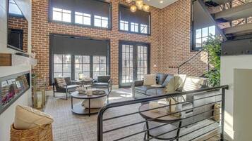 House (3 Bedrooms) | Front of property