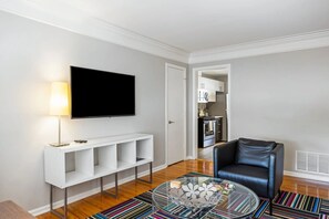 Interior - Brookwood Courtyard by BCA Furnished Apartments Bcc1b 05 E (Atlanta)