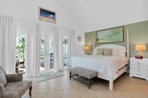 Interior - Waterfront Luxury Villa With Sunset Views and Boat Slip (Marathon)