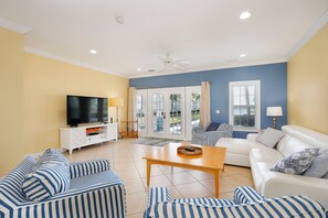 Interior - Waterfront Luxury Villa With Sunset Views and Boat Slip (Marathon)