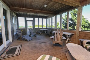 Outdoor dining - PARADISE SOUTH - 5 BR oceanfront home in Southern Shores (Southern Shores)