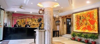 Hotel Roopali