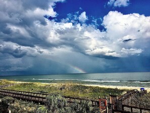 Beach nearby - Oceanfront Comfort at the Cabana! (Carolina Beach)