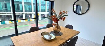 Contemporary2BR Stay at Salisbury Street