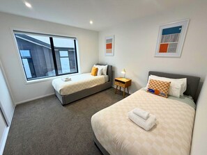 1 bedroom, iron/ironing board, WiFi, bed sheets - Contemporary 1BR Stay at Salisbury Street (Christchurch)