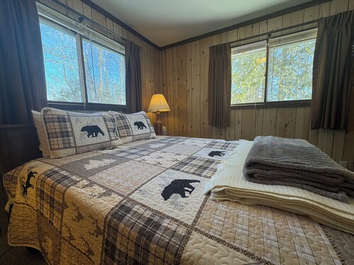 Cozy Ski Lodge w/ Sauna & Game Lounge - Schnickelfritz #2