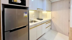 Shared Dormitory, 1 Bedroom, Accessible, Smoking | Interior