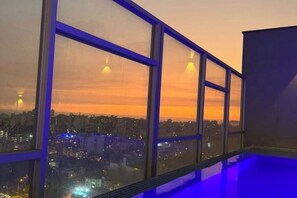 Outdoor pool - Brand new apartment/3 Bedrooms/central/secure (Jesús María)