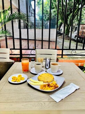 Unclassified image, 2 of 25, button - HOTEL PASARELA REAL CALI (Cali)