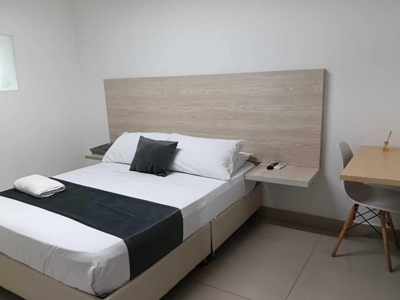 Hypo-allergenic bedding, memory foam beds, free WiFi, bed sheets