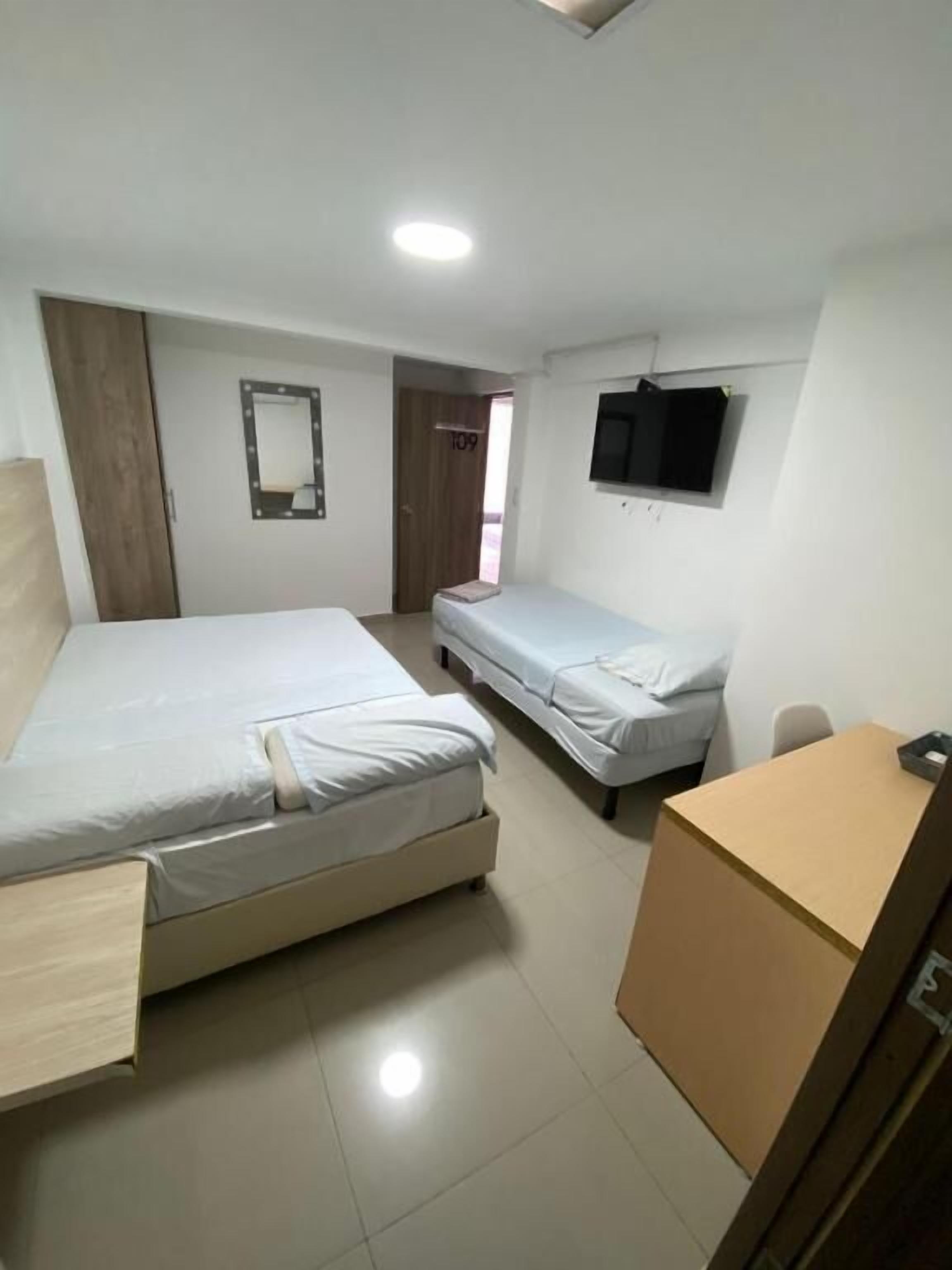 Basic Triple Room, Garden View