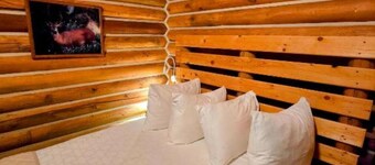 Alpine Lodge - Queen Room 2