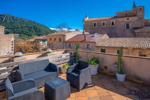 Terrace/patio - RESIDENCIAL SUITES VALLDEMOSSA - S'Arxiduc (Valldemossa)