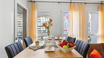 Familielejlighed - flere soveværelser - 2 badeværelser (Locarno Centro Apartment) | Spiseområde